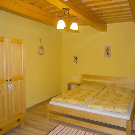 Chata Za Grapou Apartment