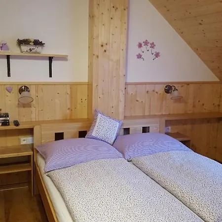 Chata Za Grapou Oscadnica